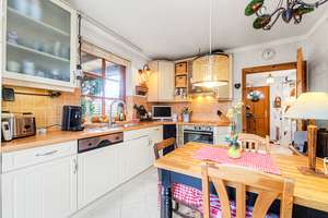 Der perfekte Start ins Familienleben – EFH mit Garten & PV-Anlage in Ahrensbök – Die vollständige Adresse der Immobilie erhältst du vom Anbieter., 23623 Ahrensbök – Vorschaubild 4