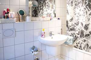 Moderne Maisonette-Wohnung mit Garten in Düsseldorf-Unterbach – Die vollständige Adresse der Immobilie erhältst du vom Anbieter., 40627 Unterbach, Düsseldorf – Vorschaubild 11