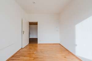 Bezugsfreie 3,5 -Zimmer-Wohnung mit Balkon in Schmargendorf – Cunostraße 48, 14193 Schmargendorf, Berlin – Vorschaubild 11
