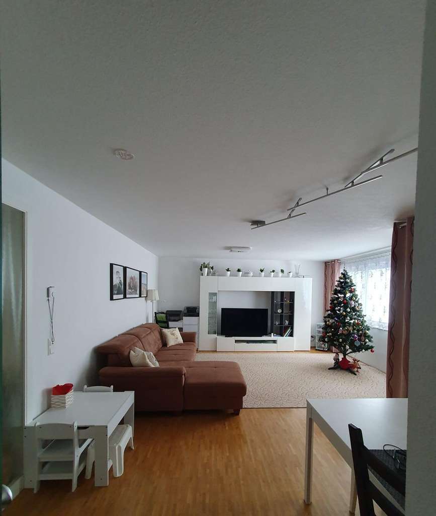 Immobilie in Elzach - 3-Zi. EG Whg. mit Garten, TG KfW 55 - Bild 1