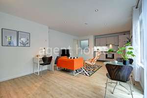 MÖBLIERT - MODERN LIVING -  Schicke Wohnung mit Reinigungsservice – Die vollständige Adresse der Immobilie erhältst du vom Anbieter., 70199 Südheim, Stuttgart – Vorschaubild 6