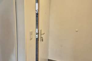 Schönfelder Straße - 2.OG - helle 2 Zimmer, Einbauküche, sofort verfügbar – Die vollständige Adresse der Immobilie erhältst du vom Anbieter., 34121 Wehlheiden, Kassel – Vorschaubild 7