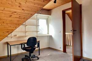Solides und sonniges Zuhause: DHH, 7 Zimmer, großer Garten, 3 Garagen – Die vollständige Adresse der Immobilie erhältst du vom Anbieter., 53225 Vilich, Bonn – Vorschaubild 23
