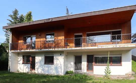RESERVIERT -  Einfamilienhaus mit Einliegerwohnung – ideal für Kapitalanleger