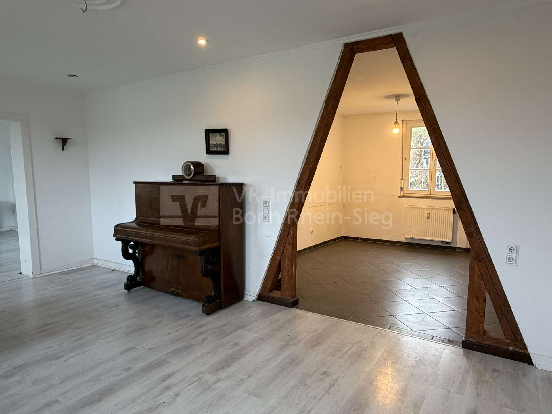 Immobilie in Windeck - Ein- bis Zweifamilienhaus mit unterschiedlichen Baustilen in Höhenlage von Windeck - Rosbach - Bild 16