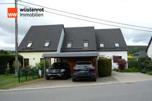 Traumhaftes Reihenmittelhaus mit Weitblick ins Erzgebirge – stilvoll renoviert und bezugsfertig – Die vollständige Adresse der Immobilie erhältst du vom Anbieter., 9405 Gornau/Erzgebirge – Vorschaubild 1