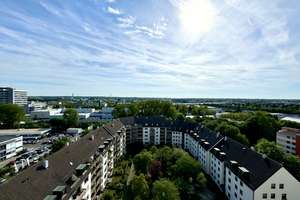 HELLE GERÄUMIGE 3 ZKB MIT HERRLICHEM WEITBLICK ÜBER AUGSBURG! ZUM SELBSTBEZUG ODER ZUR KAPITALANLAGE – Die vollständige Adresse der Immobilie erhältst du vom Anbieter., 86167 Lechhausen-Ost, Augsburg – Vorschaubild 8