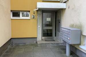 leere 3-Zi. Wohnung in Wiesbaden-Delkenheim – Mannheimer Straße 3, 65205 Delkenheim, Wiesbaden – Vorschaubild 2