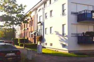 Property thumbnail 2