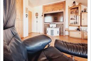 Topausstattung mit traumhafter Aussicht: PV, Speicher, separates Apartment, Ausblick uvm. – Die vollständige Adresse der Immobilie erhältst du vom Anbieter., 96269 Großheirath – Vorschaubild 18