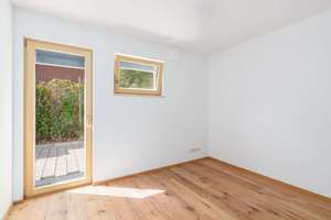 Familienwohnen mit Garten - Neubau-Erstbezug in München-Untermenzing // WE2 – Grovestraße 10, 80997 Allach, München – Vorschaubild 3