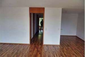 Schöne 1,5-Zimmer-Wohnung in ruhiger, aber zentraler Lage mit TG-Box! – Die vollständige Adresse der Immobilie erhältst du vom Anbieter., 71032 Böblingen – Vorschaubild 3