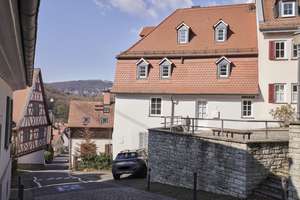 Historisches Fachwerkjuwel mit Traumgarten in bester Innenstadtlage – Die vollständige Adresse der Immobilie erhältst du vom Anbieter., 61476 Kronberg im Taunus – Vorschaubild 1