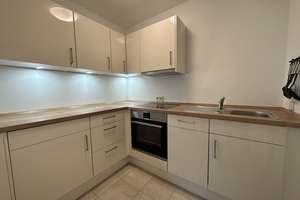 Helles 1-Zimmer Appartment mit schönem Garten unweit des Olympiaparks – 80637 Oberwiesenfeld, München – Vorschaubild 8