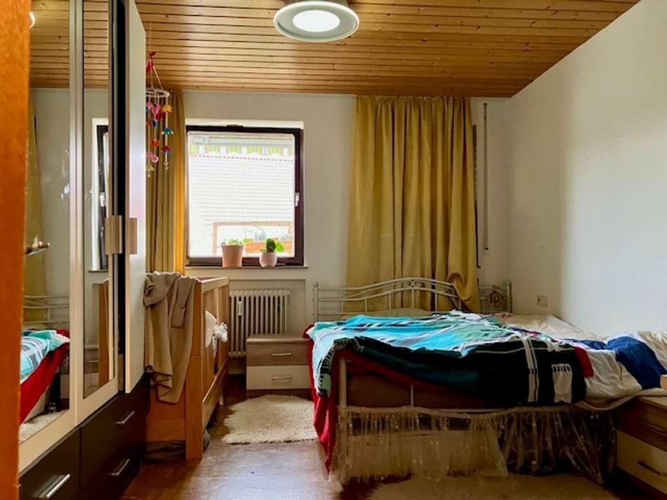 Schlafzimmer UG