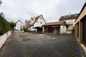Doppelhaushälfte mit Baufenster & Geschichte – Platz für Visionen, Oldtimer & neues Leben – Stuttgart – Vorschaubild 3