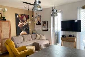Ein Schmuckstück: tolle, große, neuwertige 4 Zi.-ETW mit Balkon, EBK und TG im Kunstpark Regensburg – Die vollständige Adresse der Immobilie erhältst du vom Anbieter., 93053 Kasernenviertel, Regensburg – Vorschaubild 5