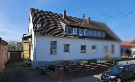 DHH mit Garten und Doppelgarage