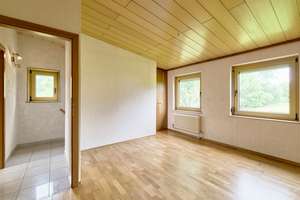 Freiheit und Sonnenstunden! Reiheneckhaus mit großem Garten in Orschel-Hagen. – Die vollständige Adresse der Immobilie erhältst du vom Anbieter., 72766 Reutlingen-Mitte, Reutlingen – Vorschaubild 4