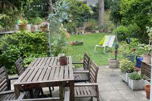 3 Zimmer Wohnung mit Garten und eigenem Eingang 