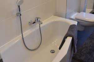 Frisch modernisierte 3 Zimmerwohnung mit EBK, Balkon, Tageslichtbad, Aufzug, Denkmalschutz – Reginenstraße 20, 4155 Gohlis-Süd, Leipzig – Vorschaubild 7