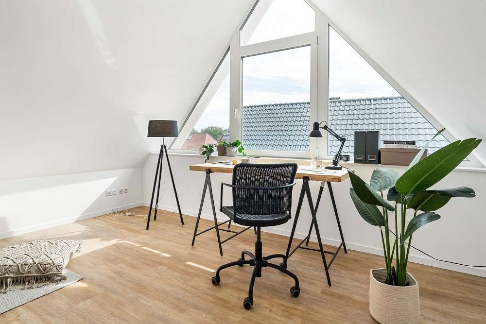 Immobilie in Hoisdorf - Kapitalanlage: Moderne Doppelhaushälfte mit gehobener Ausstattung in familienfreundlicher Wohnlage - Bild 12