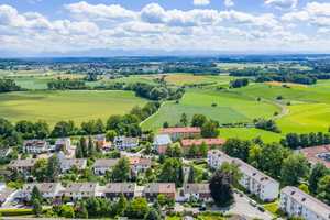 Richtig viel Platz auf fast 200 qm W-/Nfl. - gemütliches Familienhaus mit Südgarten in ruhiger Lage – Ebersberg (Kreis) – Vorschaubild 33
