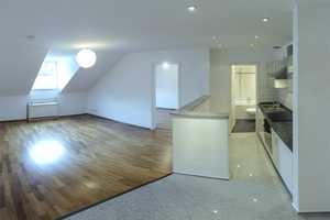 Gepflegte 2-Zimmer-Dachgeschosswohnung mit Einbauküche in Ludwigsvorstadt-Isarvorstadt, München – München – Vorschaubild 1