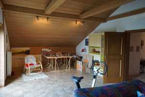 Nähe Wasserburg, ruhige Lage, großer Garten, für Familie mit Kindern ideal, Renovierung erforderlich – Rosenheim (Kreis) – Vorschaubild 34