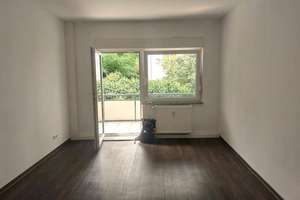** Südviertel; bezugsfrei; helle, gepflegte 3 Raumwohnung mit Balkon ** – 45128 Südviertel, Essen – Vorschaubild 5