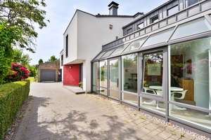 KR-Forstwaldnähe! Traumhaftes Familiendomizil auf herrlichem Grundstück und 250 m² Wohnfläche! – Die vollständige Adresse der Immobilie erhältst du vom Anbieter., 47804 Benrad-Süd, Krefeld – Vorschaubild 2