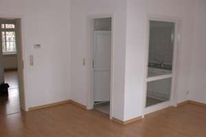 Tolle 2-Raum Wohnen mit Einbauküche – Bernhardstraße  16, 9126 Lutherviertel, Chemnitz – Vorschaubild 6