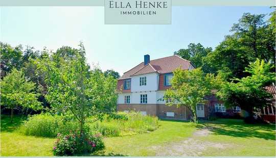 Bild von Wunderschöne, große Landhaus-Villa auf 2.000m² idyllischem Grundstück mit Bachlauf.