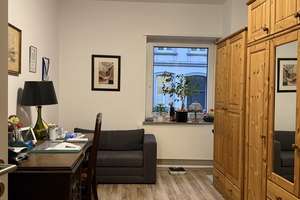 NAHE DER KÖ - 3 ZIMMER - HOCHPARTERRE - KLEINER BALKON - PERFEKTE KAPITALANLAGE – Die vollständige Adresse der Immobilie erhältst du vom Anbieter., 40215 Friedrichstadt, Düsseldorf – Vorschaubild 3