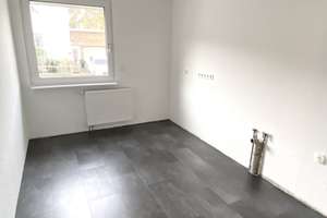 Erstbezug nach Sanierung - Einfamilienhaus mit schönem Garten & Garage – Friedensstr. 4, 65527 Niedernhausen – Vorschaubild 9
