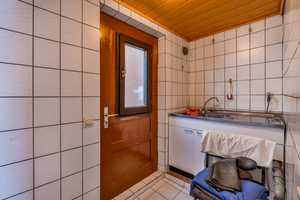 EINFAMILIENHAUS MIT CHARME UND SANIERUNGSBEDARF IN BLAUSTEIN/HERRLINGEN – Alb-Donau-Kreis – Vorschaubild 13