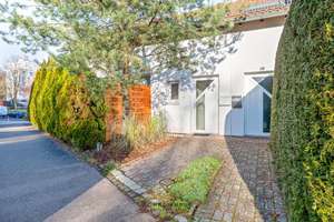 🏡 Traumhafte DHH mit Garten, Terrasse & Garage – Wohnen mit Herz und Raum für die ganze Familie 🌿✨ – Die vollständige Adresse der Immobilie erhältst du vom Anbieter., 70599 Birkach-Nord, Stuttgart – Vorschaubild 41