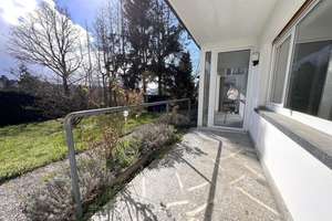 Charmantes Einfamilienhaus mit Einliegerwohnung und Feldblick! – Die vollständige Adresse der Immobilie erhältst du vom Anbieter., 61273 Wehrheim – Vorschaubild 4