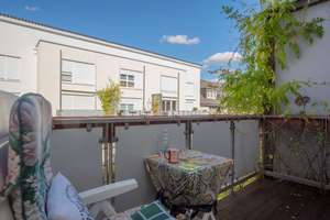 Sehr komfortable City-Wohnung in gesuchter Lage mit Balkon, Loggia, EBK & optionalem TG-Stellplatz.  – 61348 Bad Homburg vor der Höhe – Vorschaubild 5