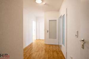 Leben im Wachmannstraßenquartier: Frisch sanierte 3-Zimmer-Wohnung inkl. Garagen und Loggien – Die vollständige Adresse der Immobilie erhältst du vom Anbieter., 28209 Bürgerpark, Bremen – Vorschaubild 5