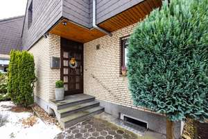 Perfekt gepflegtes Reihenmittelhaus mit hochwertiger Ausstattung und Wohlfühlambiente – Die vollständige Adresse der Immobilie erhältst du vom Anbieter., 33647 Brackwede, Bielefeld – Vorschaubild 3