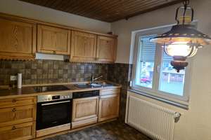 Gepflegte 4-Zimmer Wohnung in Gruibingen mit Garage – Hauptstraße 49A, 73344 Gruibingen – Vorschaubild 3