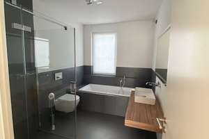 Neuwertiges 5-Zimmer-Reihenendhaus mit EBK in Bad Homburg vor der Höhe, Hochtaunuskreis – Kälberstücksweg 16e, 61350 Bad Homburg vor der Höhe – Vorschaubild 12