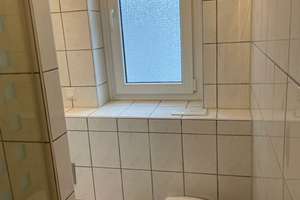 Schöne, helle 2,5  Zimmer in Bottrop- Stadtmitte -provisionsfrei- – Bothenstraße 14, 46236 Stadtmitte, Bottrop – Vorschaubild 9