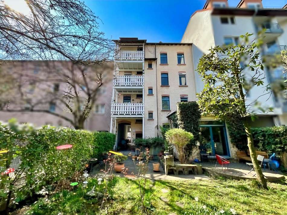 Gartenansicht Hausrückseite