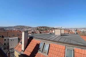 Stilvolle 3,5-Zimmer-DG-Wohnung mit Sauna, Kamin und Stellplatz in zentraler Stuttgarter Lage – Die vollständige Adresse der Immobilie erhältst du vom Anbieter., 70180 Lehen, Stuttgart – Vorschaubild 10