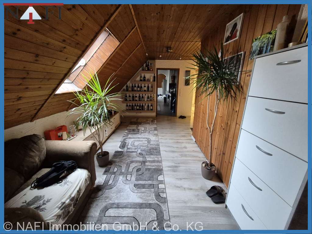 Immobilie in Leutershausen - Helle, modernisierte 6-Zimmer-Wohnung mit viel Wohnfläche - Bild 4