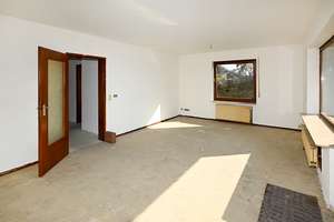 Kreiensen: Haus mit vielen Gestaltungsmöglichkeiten! – Die vollständige Adresse der Immobilie erhältst du vom Anbieter., 37574 Kreiensen – Vorschaubild 3