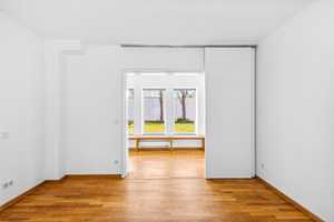 Bestlage: Architektenvilla im 
Bauhausstil mit 5 TG-Plätzen! – Regensburg – Vorschaubild 21