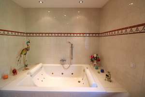 Property thumbnail 9